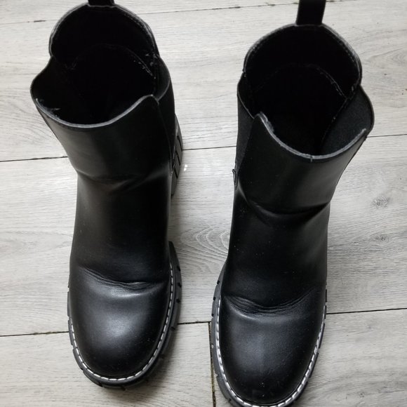 Madden Girl Phenom Platform Chelsea Lug Sole Boots - Picture 3 of 10